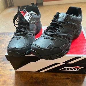 Avía- Avi-Verge Men’s Sneakers